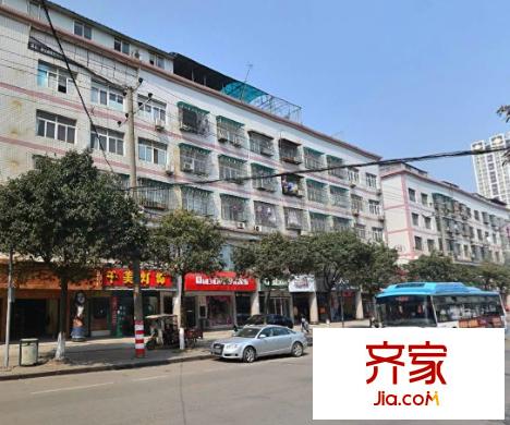 眾鑫建材市場居民樓外景圖