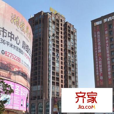 財(cái)富廣場外景圖