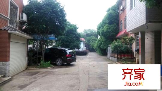 中房碧翠園外景圖