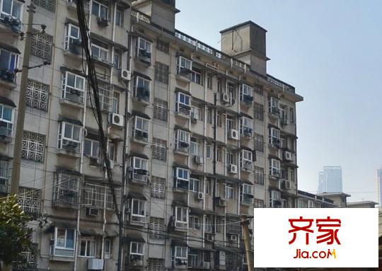 送變電機(jī)關(guān)大院外景圖