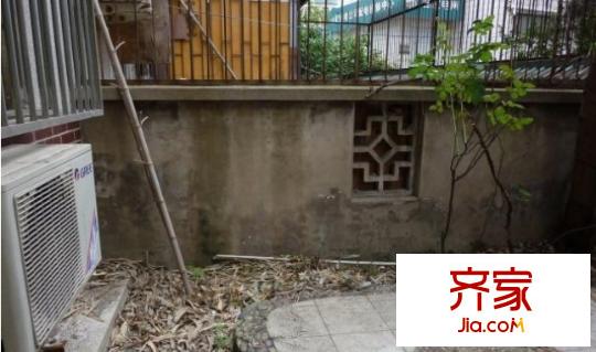 送變電機(jī)關(guān)大院