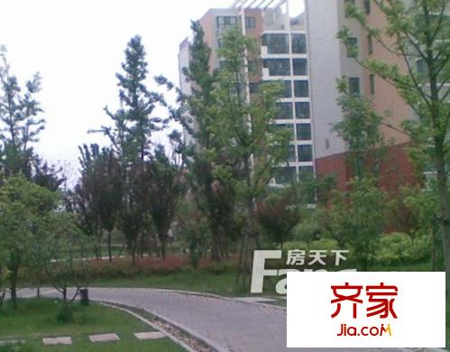 鄱馨苑
