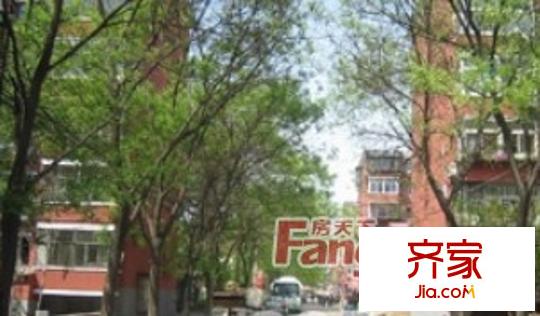 送變電機(jī)關(guān)大院外景圖
