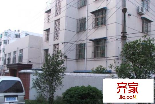 送變電機(jī)關(guān)大院外景圖