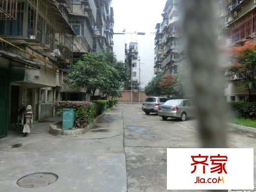 下民航宿舍外景圖