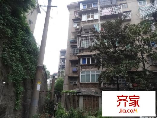 茶園坡送變電建設(shè)公司宿舍外景圖