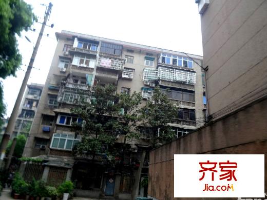 茶園坡送變電建設(shè)公司宿舍外景圖