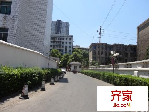 雨花區(qū)檢察院宿舍外景圖