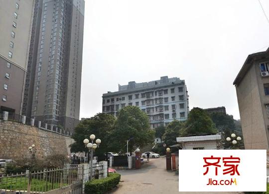雨花區(qū)檢察院宿舍外景圖