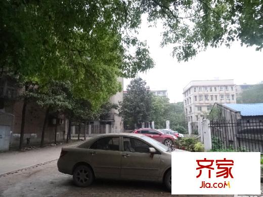茶園坡送變電建設(shè)公司宿舍外景圖