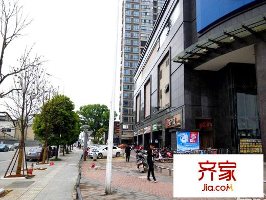 東岸城邦外景圖