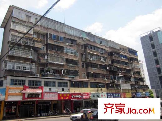 凱軒世紀云頂配套圖周邊對面馬路的商店