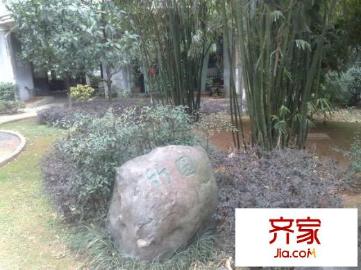 新富城小區(qū)外景圖