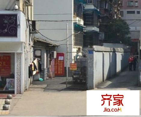 新富城小區(qū)外景圖