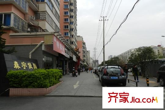 藍(lán)灣國(guó)際廣場(chǎng)周邊小區(qū)