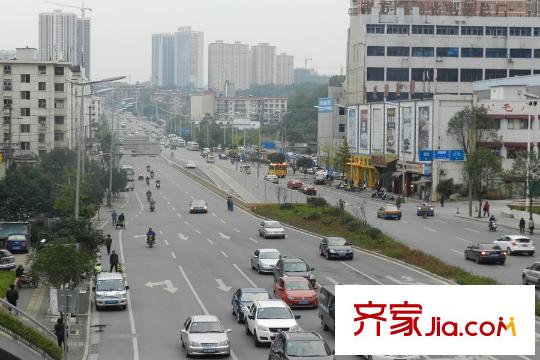 藍(lán)灣國(guó)際廣場(chǎng)周邊大道