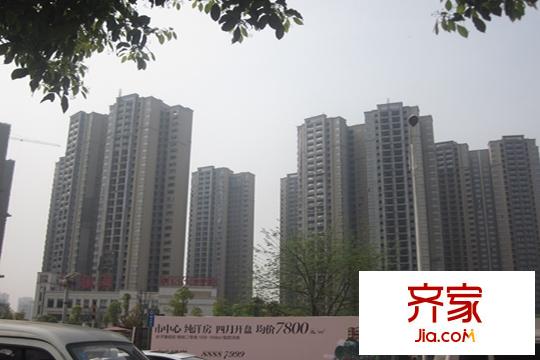 江河?xùn)|瀾灣高層遠(yuǎn)景圖（2015.4.3）