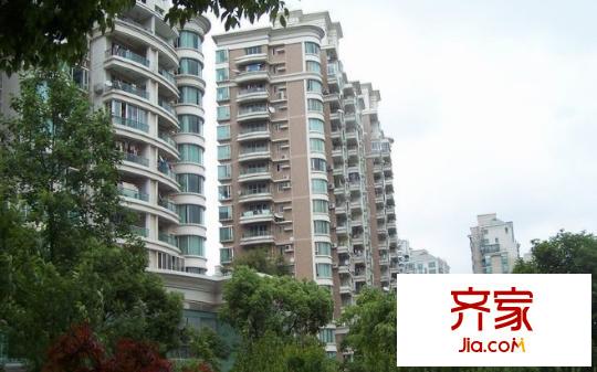 華麗家族外景圖