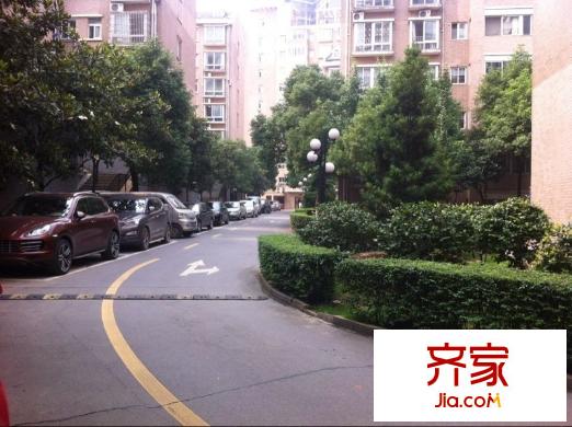 聯(lián)通小區(qū)外景圖