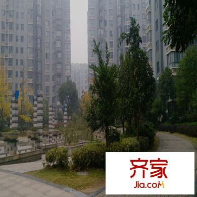 長(zhǎng)房東郡外景圖