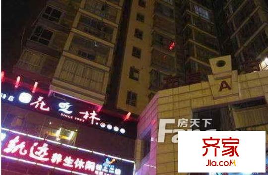 左岸右岸外景圖