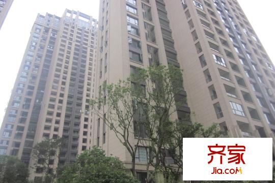 梅溪湖金茂悅完工樓棟（2015.07.23）