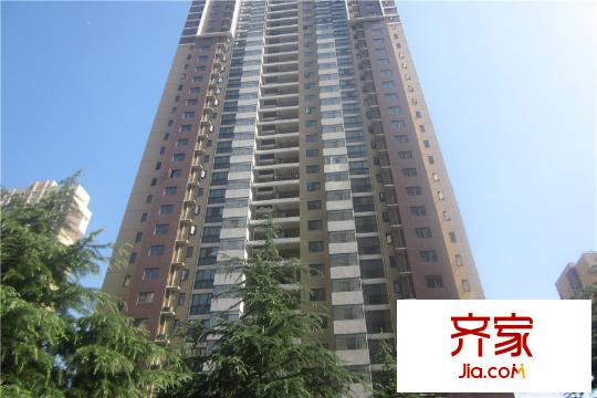 中國鐵建國際城獨棟仰拍（2015.06.23）