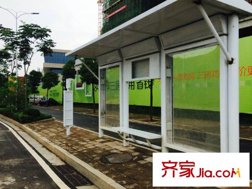 湖湘奧林匹克花園周邊公交站臺(tái)