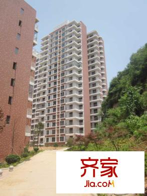 麗都桃源項目東側(cè)的小路（2011.5.20）