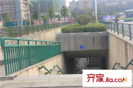 克拉美麗山莊周邊地下通道