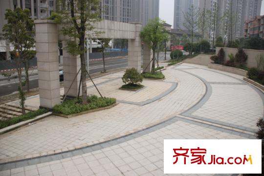 旭輝御府周邊社區(qū)公園廣場