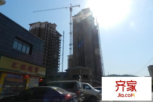 九龍領仕匯施工樓棟（2015.04.14）