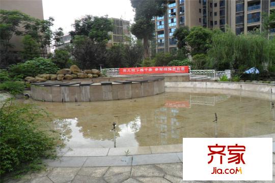 長房白沙灣小區(qū)水景（2015.6.28）