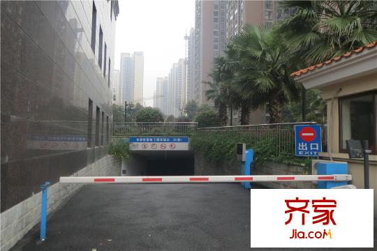 水岸世景地下停車場(chǎng)（2015.03.28）