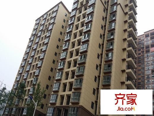 銀太家園小區(qū)內（2014.6.9）