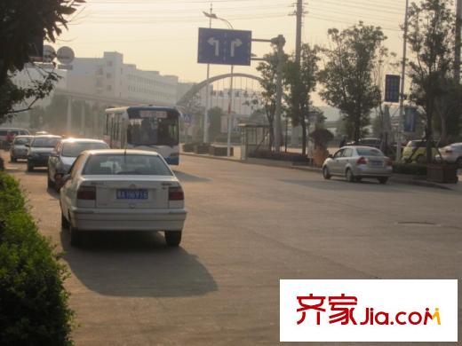 利海米蘭春天周邊街道