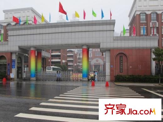 濱江一號(hào)周邊長(zhǎng)郡中學(xué)