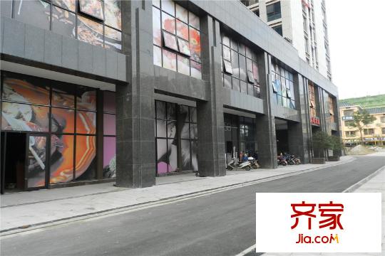 喜地時(shí)代廣場(chǎng)沿街商鋪（2015.11.26）