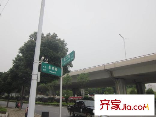 聯(lián)美品格周邊路標(biāo)
