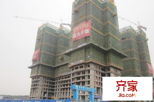 長龍灣項(xiàng)目樓棟在建實(shí)景（2014.4.3）
