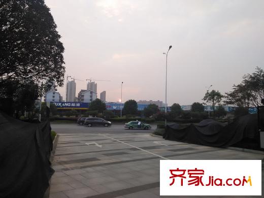東業(yè)上城周邊建材市場(chǎng)遠(yuǎn)景