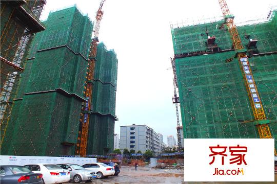 新南天古漢國際廣場1、2號棟現(xiàn)場環(huán)境（2015.7.13）