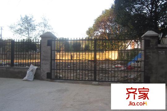 杜鵑文苑小區(qū)后門(mén)（2015.12.21）