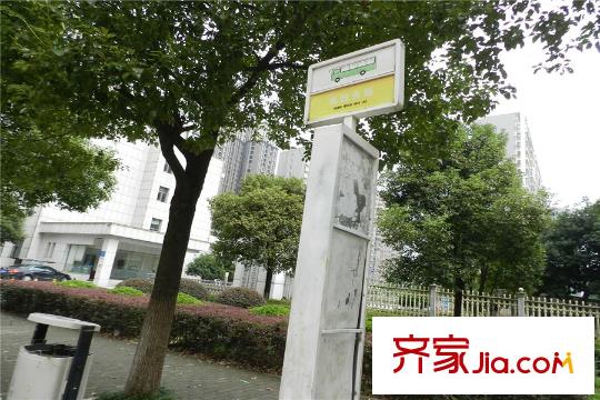 湖灣世景周邊公交站牌