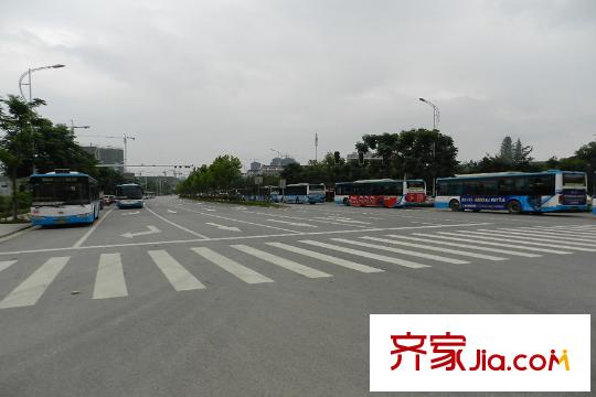 梅溪鑫苑名家周邊902公交總站