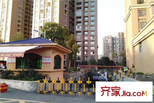 家和院周邊停車場