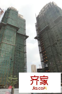 曠遠洋湖18克拉工程在建（2015.9.9）