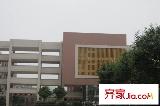 恒大雅苑周邊小學(xué)教學(xué)樓