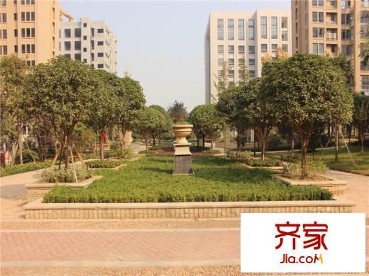 鑫遠(yuǎn)尚璽小區(qū)全景（2014.10.14）