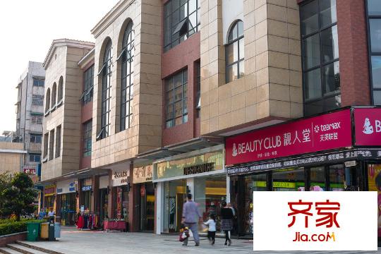 春城萬象廣場小區(qū)底商（2015.11.2）